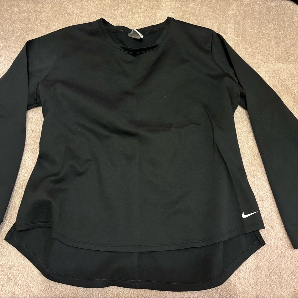 Nike Women's Black Long Sleeve Sweatshirt